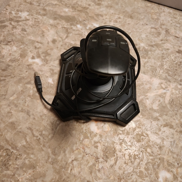 Logitech Attack 3 Gaming Joystick - Picture 2 of 3